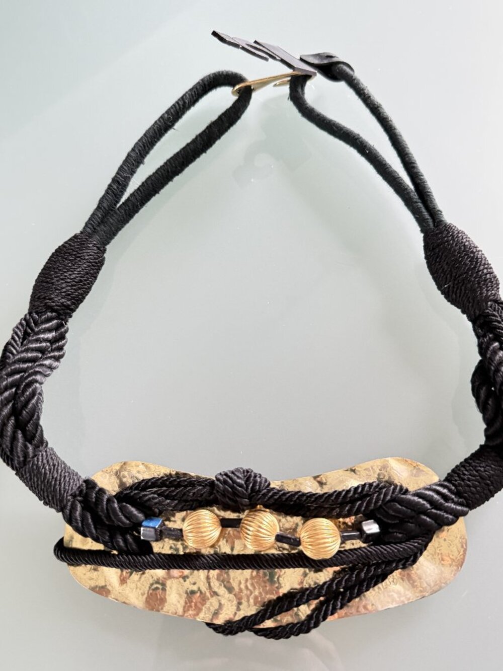 Vintage Belt Black braided cord/gold center piece fashion size M adjustable